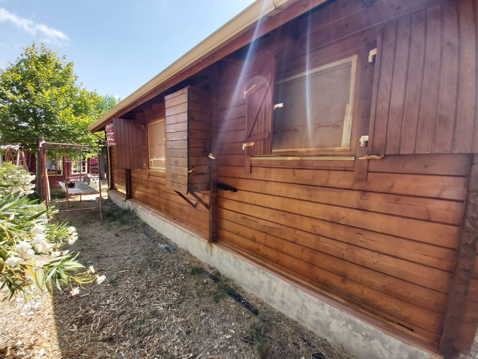 PROTEGE LA MADERA DE LOS FACTORES EXTERNOS - Pinturas Arte Nuevo